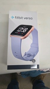 FITBIT versa