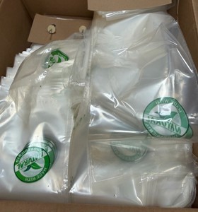 logo French bags