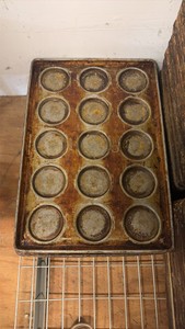 10- muffin pans 15 slot