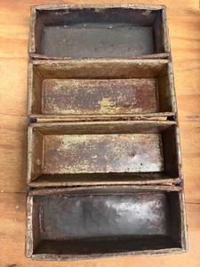 bread pan four slot