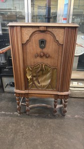 antique radio model 30