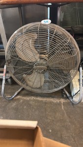 Lakewood floor fan