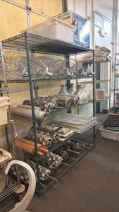 Wire bakers rack