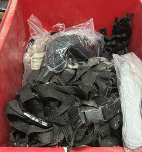 dual side release buckles zippers