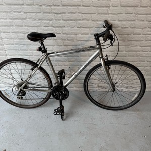 Trek 7.2 FX hybrid bicycle.