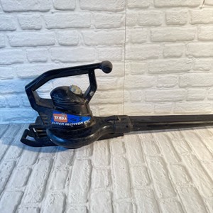 Leaf Blower