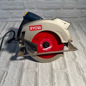 Ryobi corded 7-14 in. circular saw