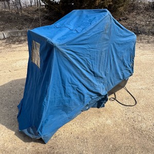 portable ice fishing house