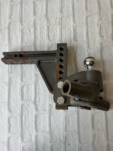 adjustable hitch ball mount