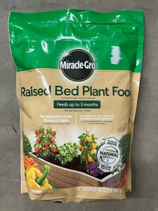 Miracle-Gro Raised Bed Plant Food, 2-Pound