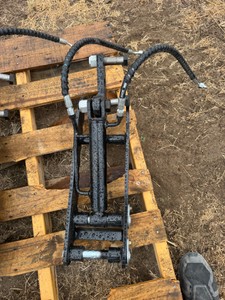 Hydraulic Thumb Clamp - 2026 - Unused