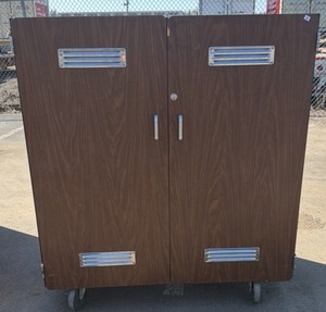 storage cabinetcoat closet