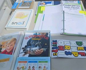 Mixed box of teaching materials Superman kids reading program