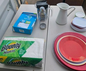 Assorted tableware