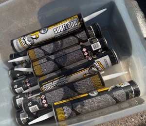 subfloor adhesive tote