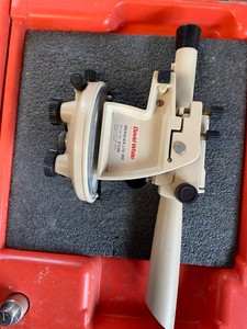 David White transom with tripod