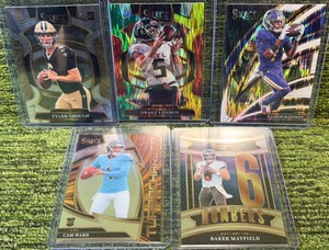 2025 Select Football Lot 5 cards Total