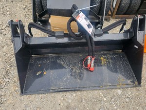 2026 Unused WOLVERINE Mini Combination Bucket MCB-11-48W