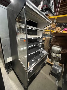 Federal Deli Case (606433)