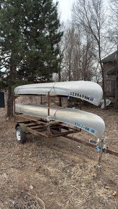 2 canoes