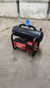 Milwaukee M18 Fuel Compact Quiet compressor