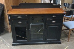 buffet wine rack