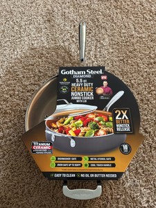 Gotham Steel Diamond Nonstick Heavy Duty Ceramic Jumvo Cooker With Lid, 5.5 qt. size, Pan Dishwasher Safe