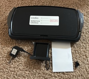 Cooks Nonstick Griddle, Electric Plugin 10.5 in x 20 in, Working Condition, in Box, Small Plastic Bracket Under watch That Homds Drip Tray is Partially Broken But it Still Holds the Drip Tray