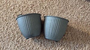 Natural IronStone GardenFlower Pots, Two Small Pots 6 Inches Wide 0.4 Gallon Size Brown Color With Decorative Lines