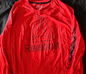 New with tags Rebook mens Long Sleeve shirt 2XL