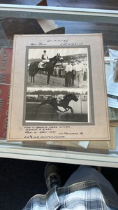 1947 horse racing photograph