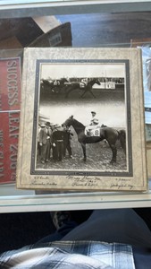miss show me horse racing photograph
