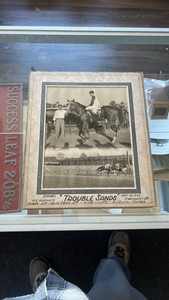 1945 trouble sands horse racing photograph