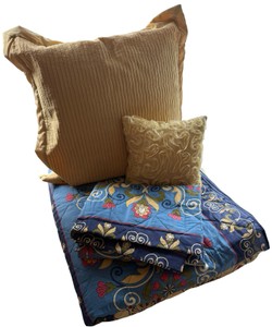 Blue & Yellow King Size Comforter Set