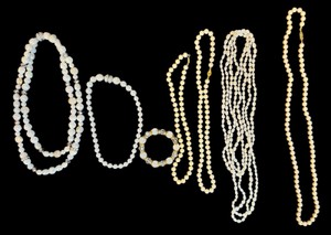 Variety of Pearl Necklaces & Bracelet