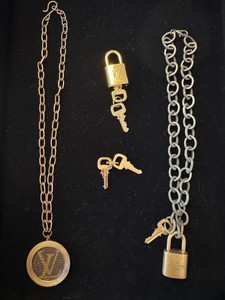 Louis Vuitton Accesories