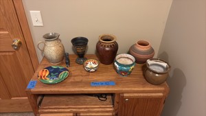 (9) Pottery pieces