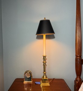 Vintage brass table lamp & Brass Bulova desk clock