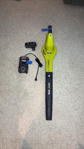 Ryobi P2107 18V ONE Lithium-Ion hybrid blower