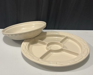 Longaberger 2 Piece Serving Dish Set