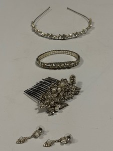 Brides Jewelry  Accessory Set