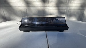 Onkyo Turntable