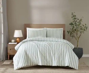 King Brooklyn Loom Levi Stripe 3 -  Duvet Cover Set - King - WhiteSage Green