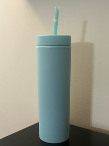 Strata 16 oz tumbler with cover and plastic straw  color Sky
