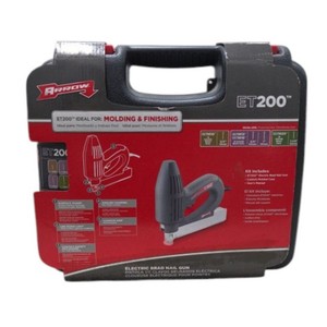 Retail price new about $70$100 Arrow ET200 Electric Brad Nail Gun Kit  Nail Master 2  Case Included  New