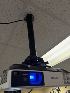 epson projector (R216)