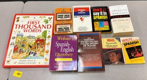 Spanish dictionary and English to Spanish teaching books and DVDs (R214)