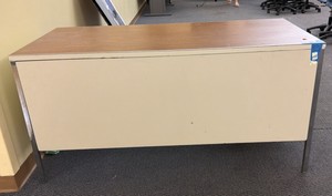 desk  (r203)