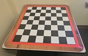 chess table 36x36  (r210)