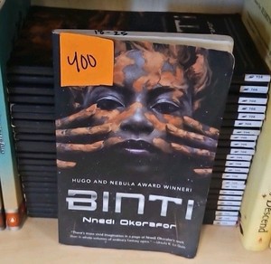 Benti paperback  (r212)